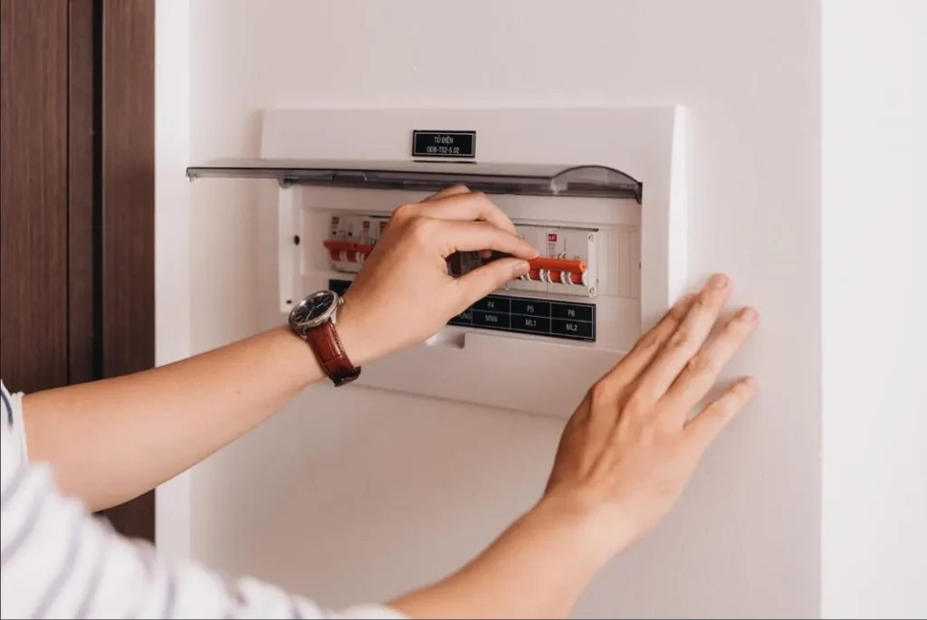 Devis électricien : intervention d’EGC sur un tableau électrique